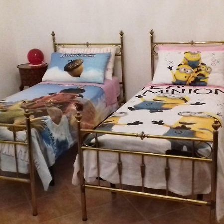 Appartamento Corallo Arona Kültér fotó